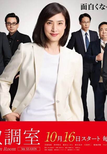 顽皮的莎拉可爱的把她令人毛骨悚然的房东的鸡巴塞进她湿漉漉的小穴里 - YOUXX海报